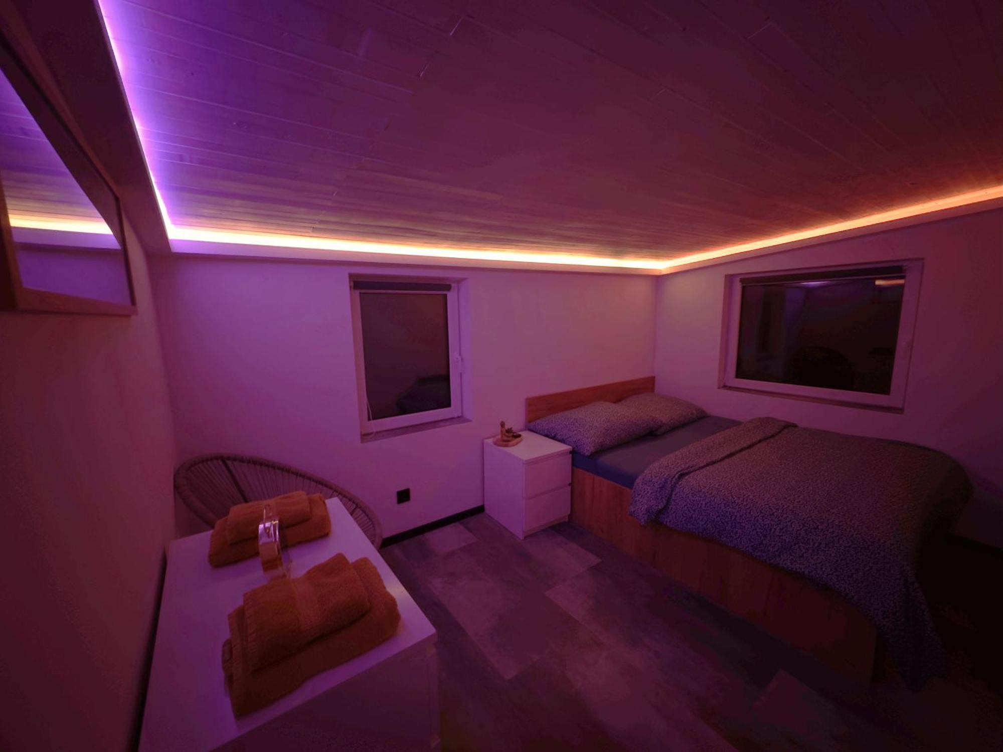 Wellness Chata Hideaway Se Saunou A Virivkou Třebechovice pod Orebem Екстериор снимка